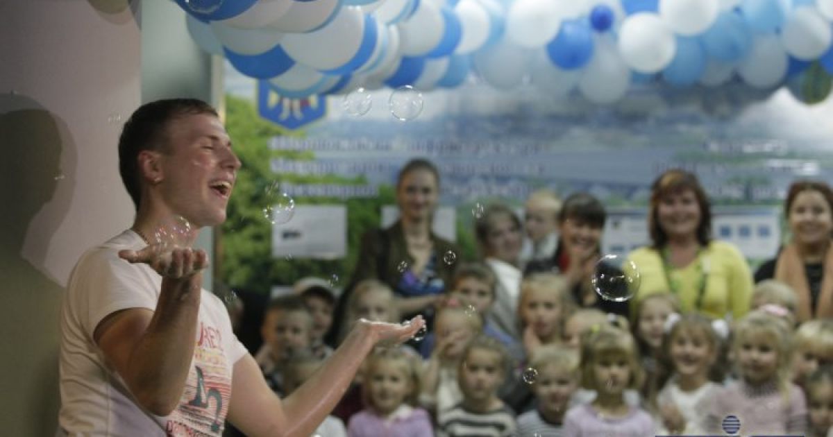 В Україні видули одразу три бульбашки-рекордсмени / © УНІАН