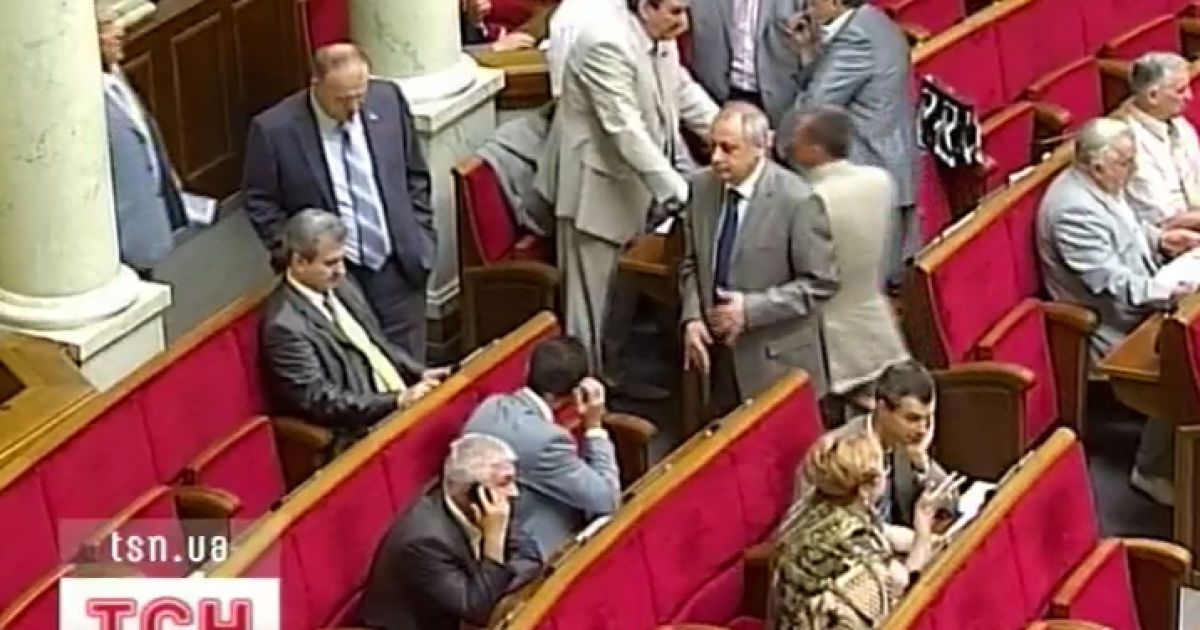 Чиновники незнанням української мови підтвердили необхідність тестування