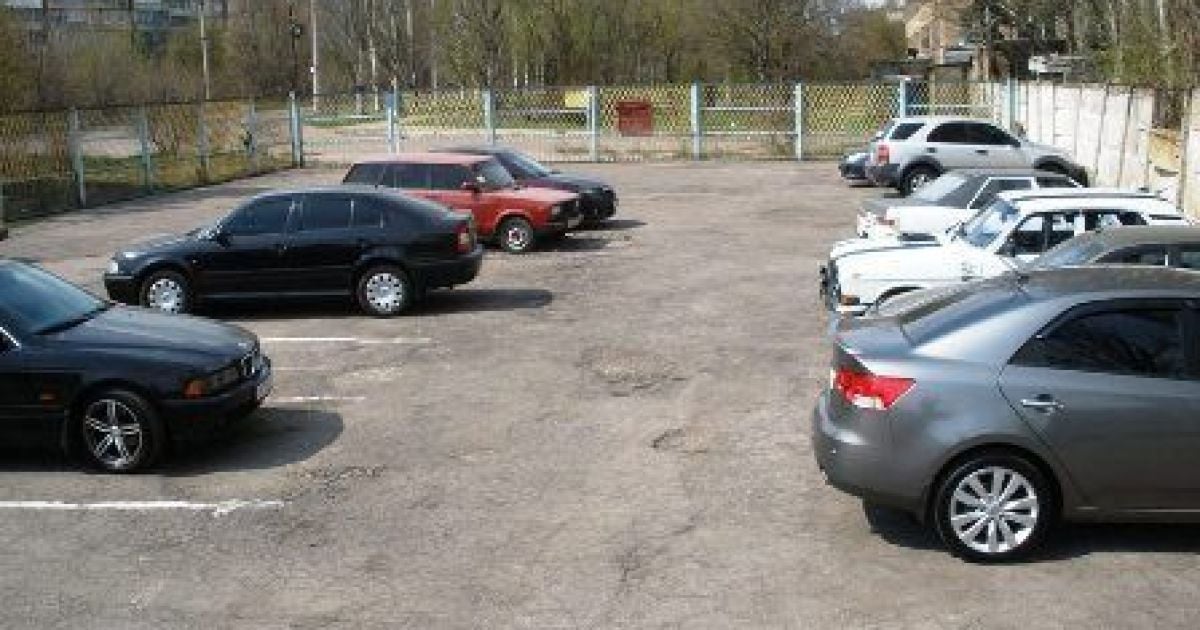 У Києві стався конфлікт через автостоянку