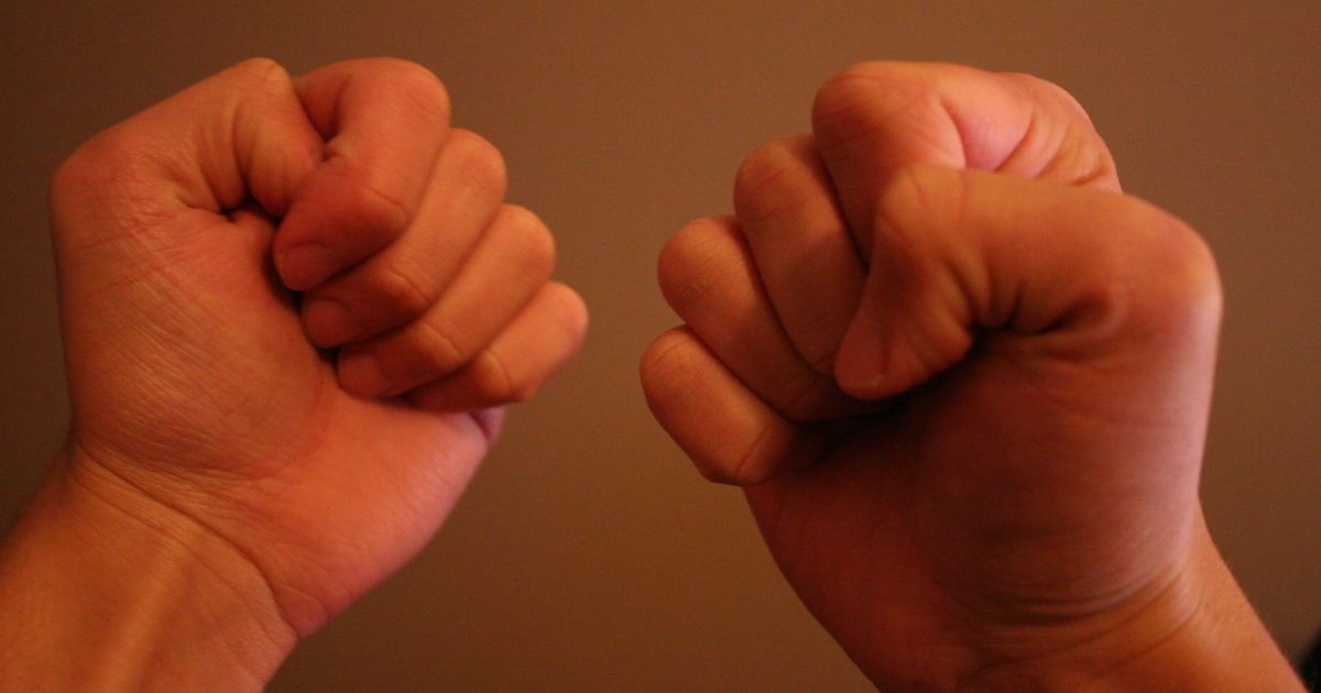 Пацієнт-бешкетник написав заяву в міліцію про те, що його побили медики
