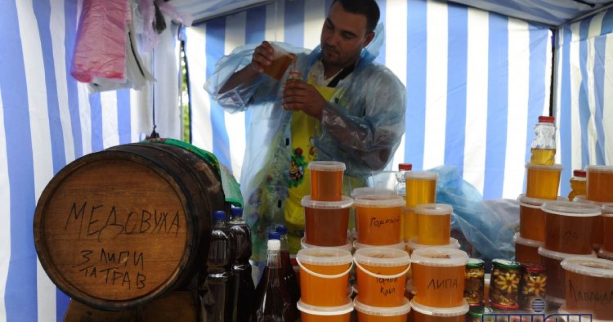 Українці відзначили Медовий спас / © УНІАН