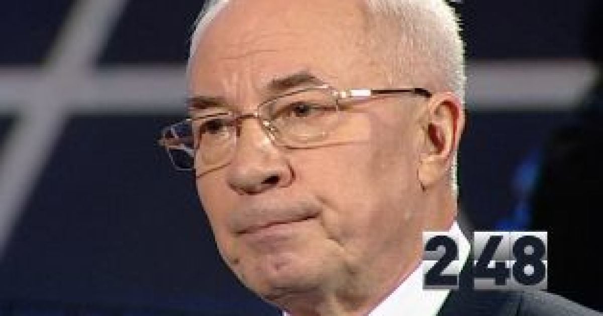 Азаров чекає на зміни в уряді