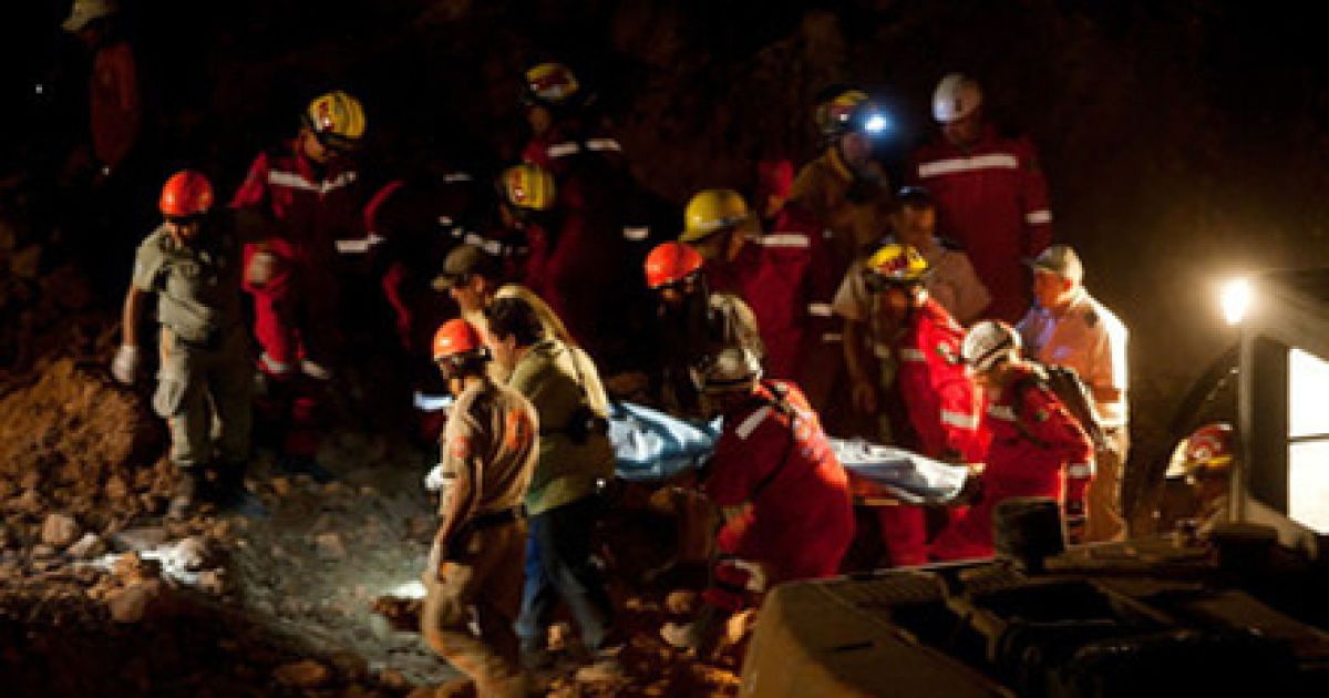 Під час робіт шахтарі натрапили на "мішок" з метаном, що і стало причиною вибуху.