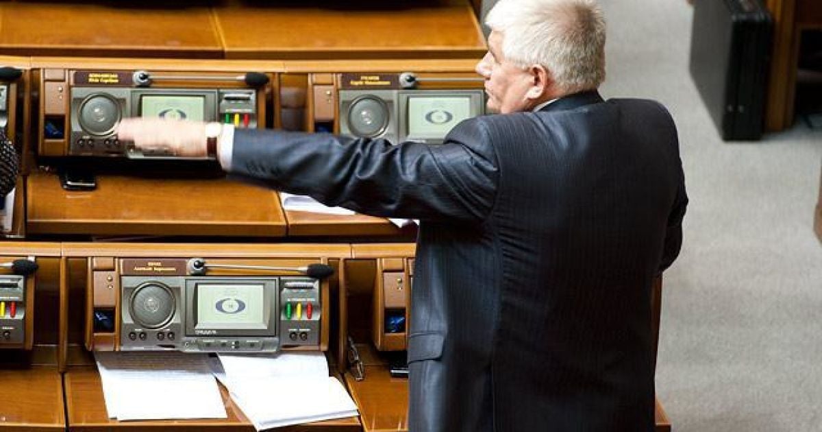 Чечетов не бачить нічого поганого у кнопкодавстві