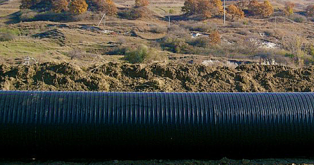 Водопроводное хозяйство. ГНБ СПИРОЛАЙН. Труба водовода новая большой диаметр. Стык СПИРОЛАЙН. Труба водоснабжения 400.