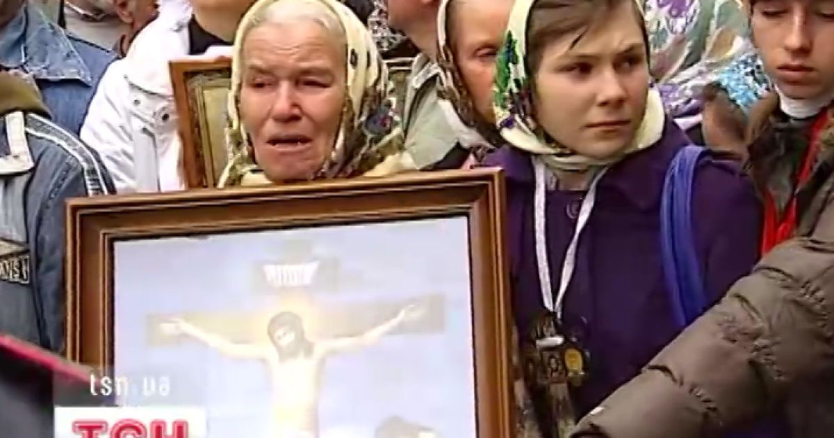 Віряни назвали електронний чіп у біометричних паспортах знаком диявола