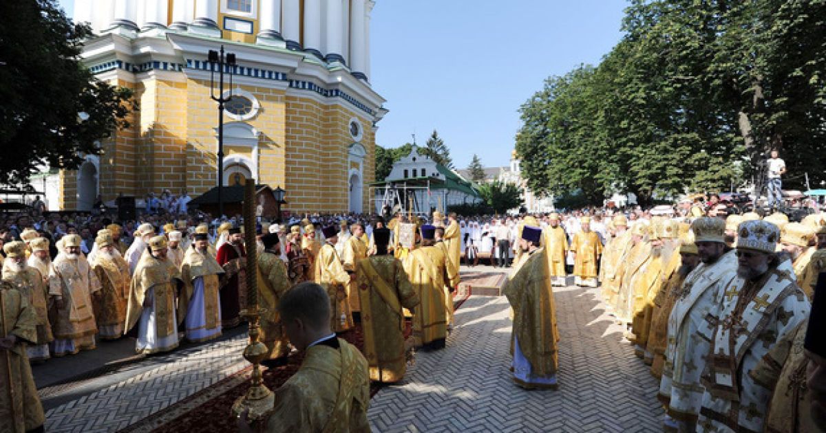 Патріарх Кирило та митрополит Володимир провели у Лаврі літургію, присвячену Дню хрещення Русі / © patriarchia.ru