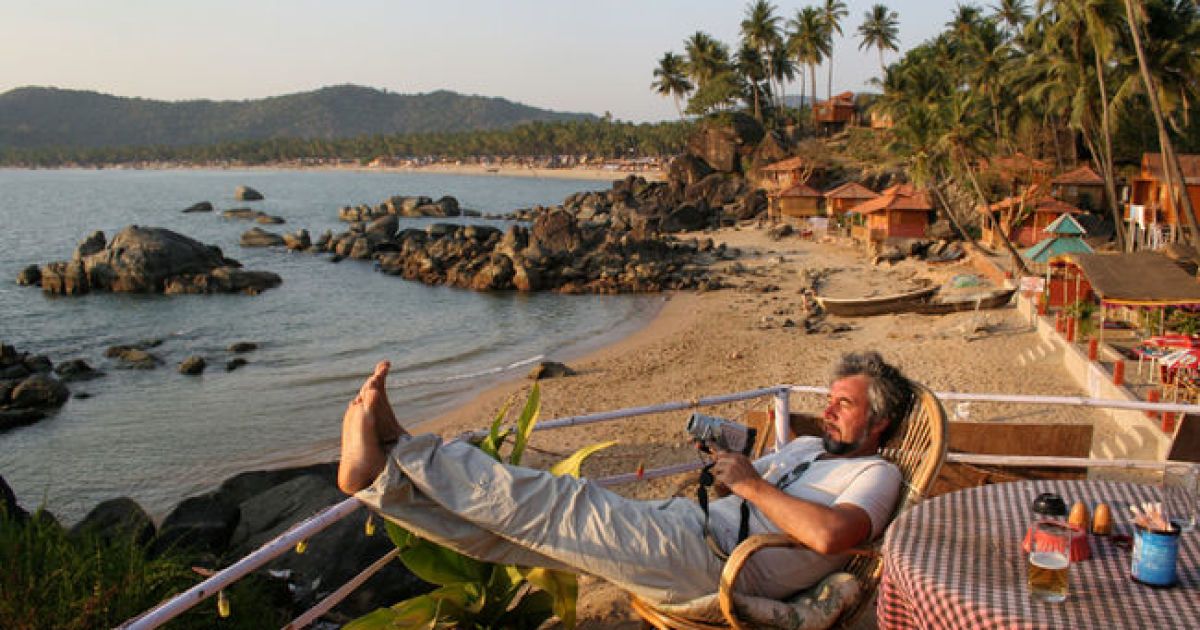 Дві третини українців не збираються відпочивати цього літа