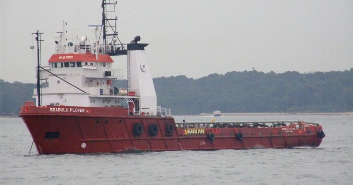 Екіпаж буксиру Seabulk Plover харчується рисом, звареним на технічній воді