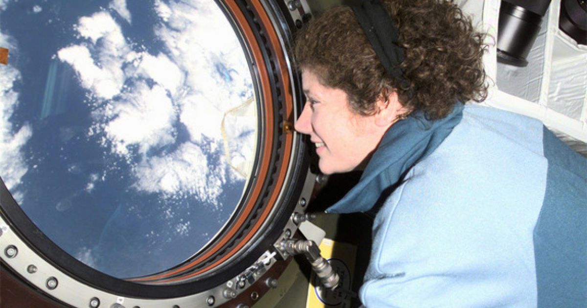 Першою жінкою-членом екіпажу МКС стала астронавт NASA Сюзан Хелмс / © Space.com
