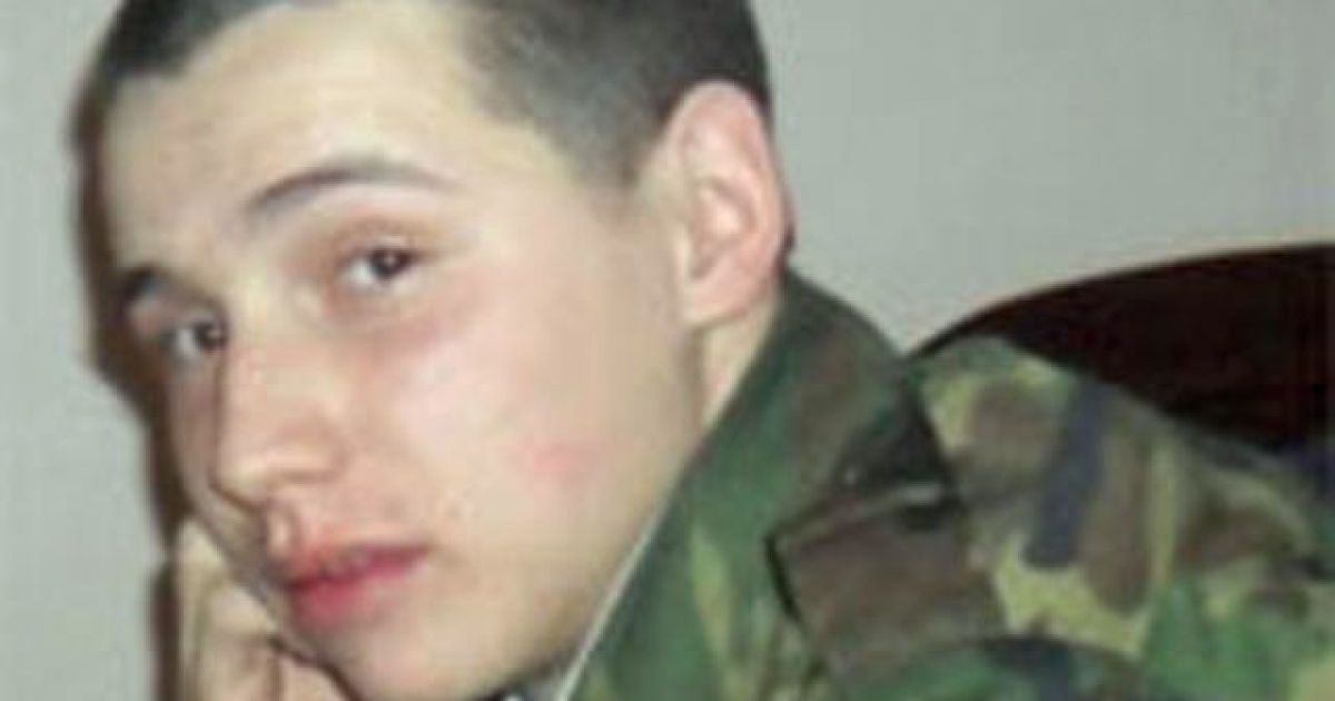 Пістолет, з якого нібито стріляв Челах, не значився в базі зброї