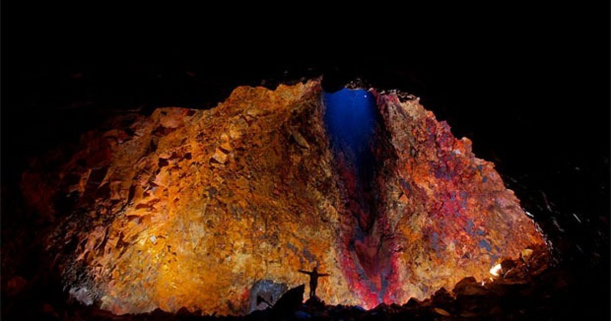 Спуститися в кратер вулкана Тріхнюкаїгюр (Thrihnukagigur), Ісландія / © The Telegraph