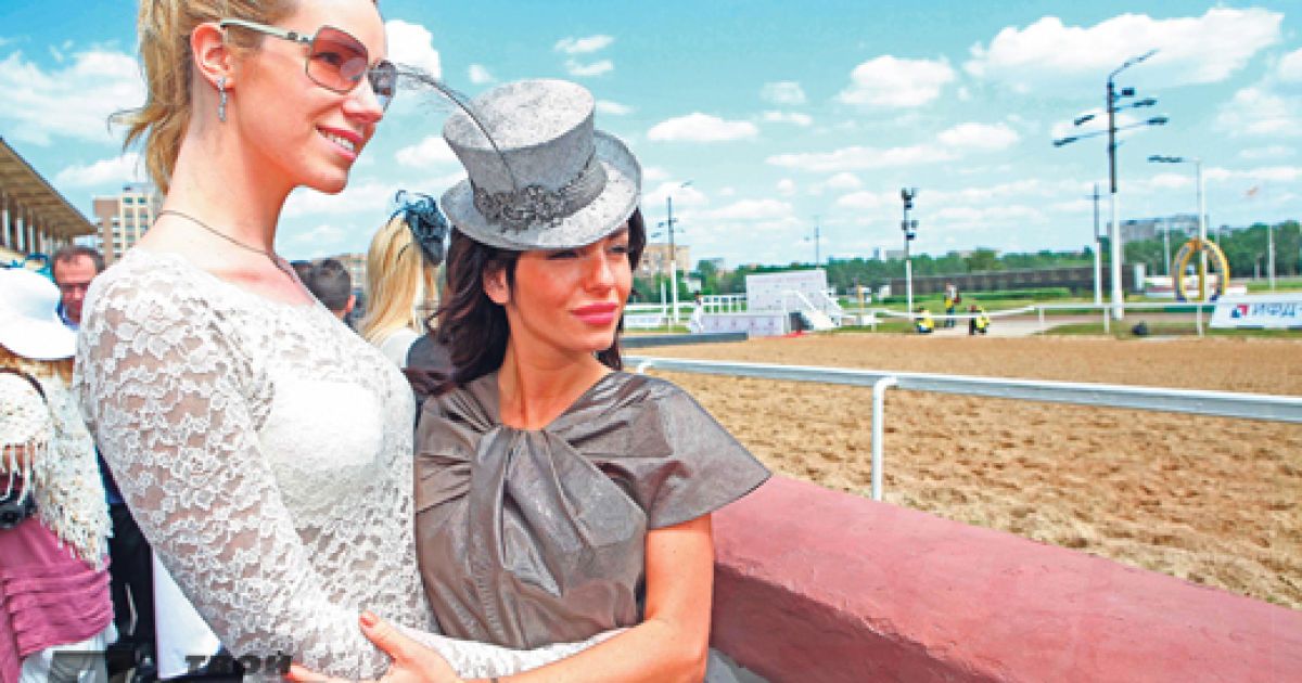 Волкова провела романтичні канікули з білявкою Олександрою / © Твой день
