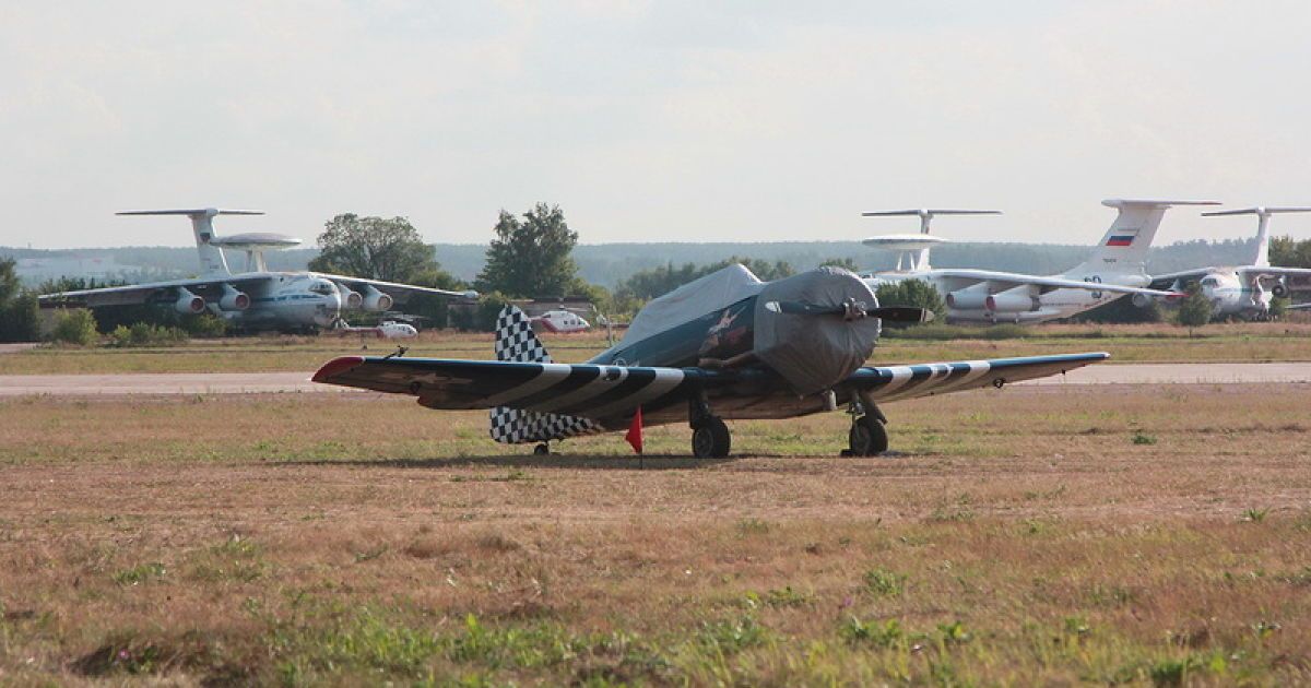 Повітряний парад і ретро-авіашоу пройшли в Жуковському / © kate-goria.livejournal.com