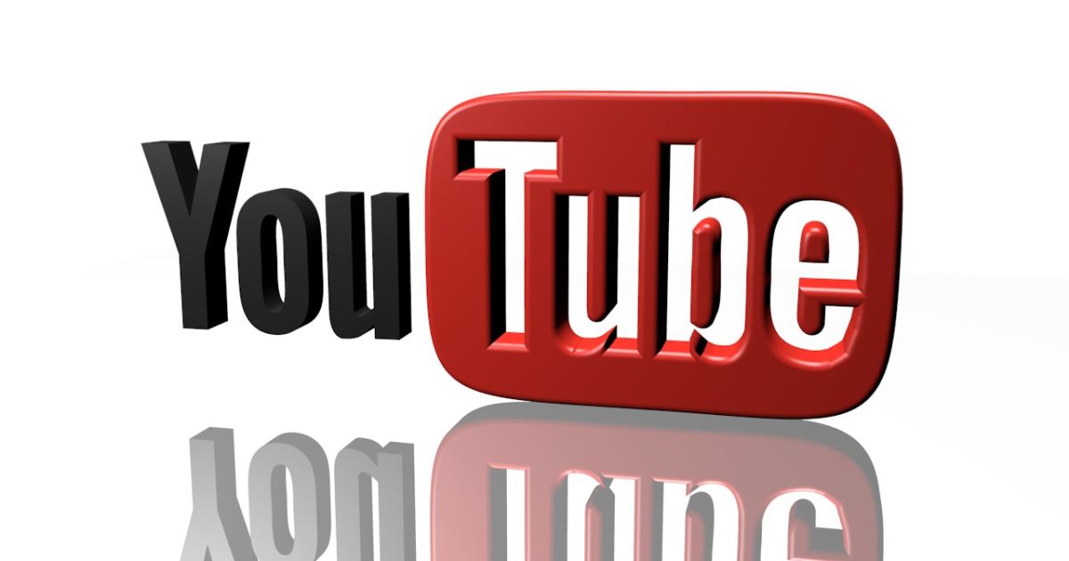 YouTube стане українським