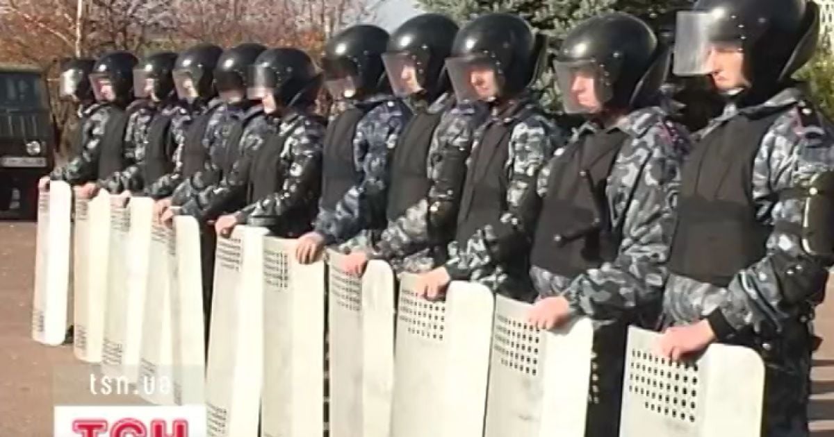 Бунтівним беркутівцям заявили, що тут вони працювати більше не будуть