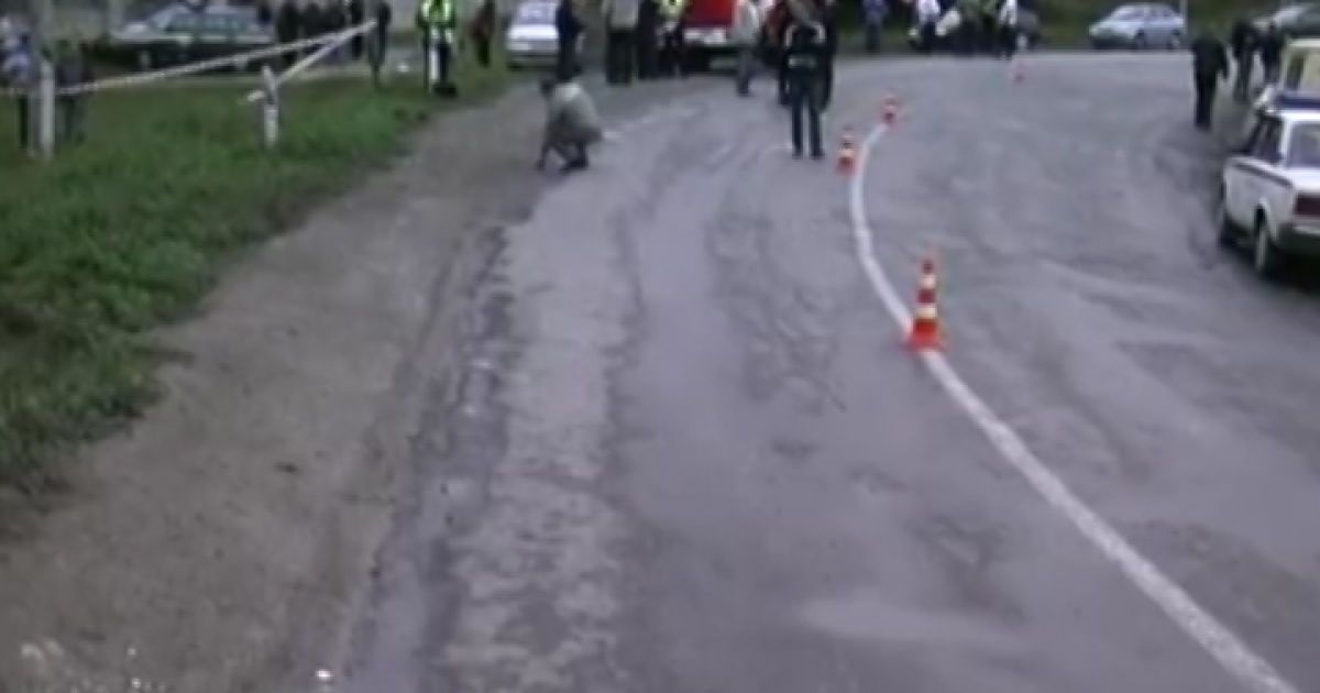 Всього на момент аварії в автобусі перебувало 17 пасажирів та 2 водія / © МНС