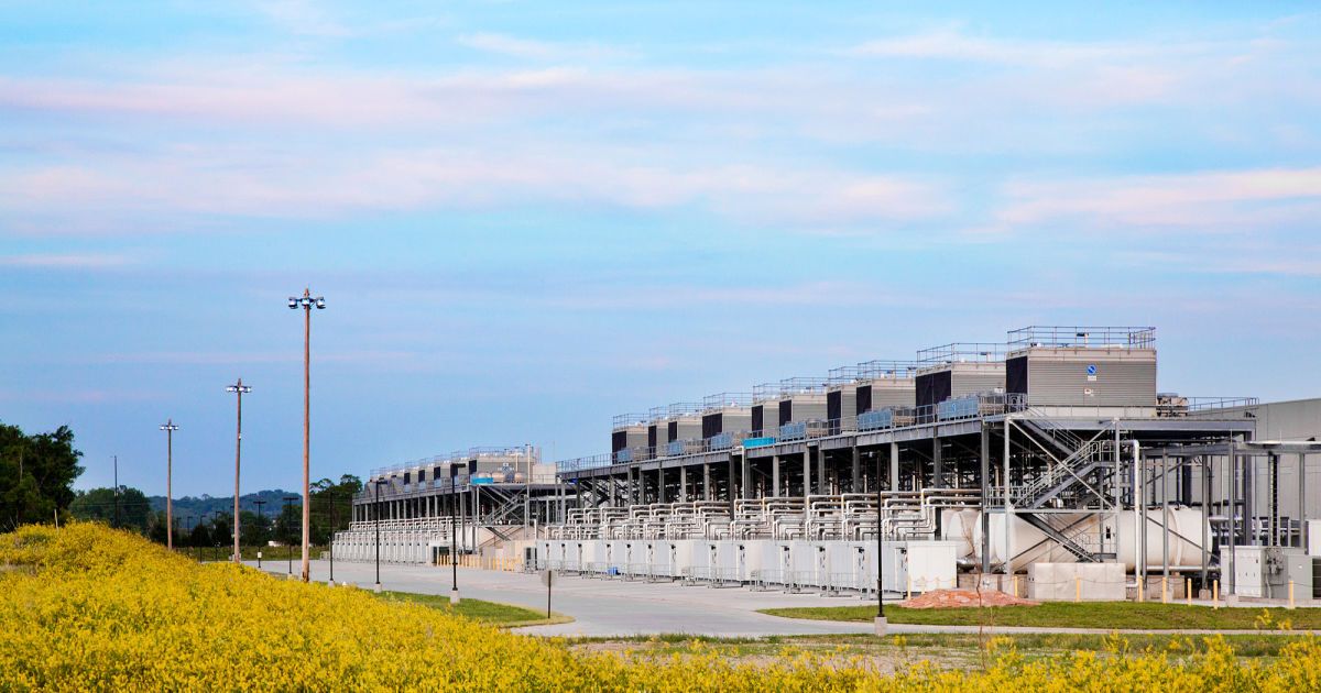 Файлові сховища Google розташовані в мальовничих куточках / © google.com