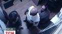 Почему охранники ТЦ "Караван" не заметили опасности и не сумели обезоружить нападавшего?