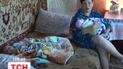 В дом без газа и воды живет женщина, которая родила тройню
