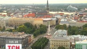 Работники из Латвии массово просятся домой