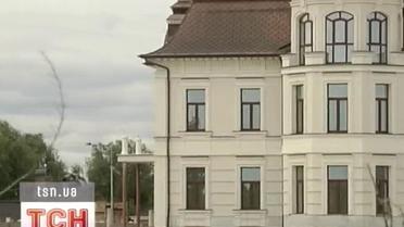 Президент Азербайджану зводить собі палац у Конча-Заспі?