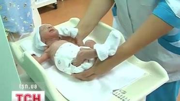 Родители-сектанты чуть не погубили своего новорожденного ребенка