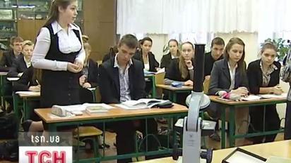 У школах та дитячих садочках відсутня медична допомога