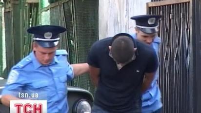 Небіж Ганни Герман побив двох дівчат та чоловіка