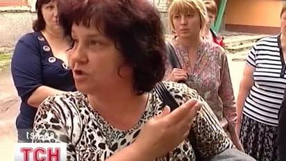 Близько 30 сімей вимагають у влади відселити їх