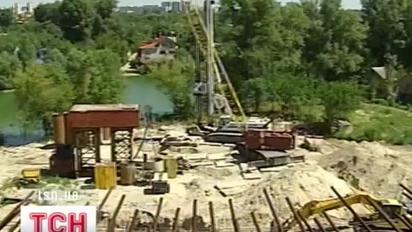 Новий скандал довкола Подільського мосту у Києві