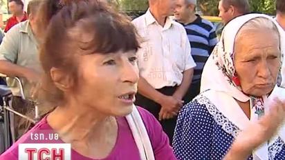 Ні - переробці пластикових відходів на території села