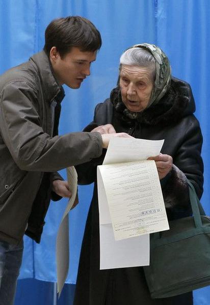 Багато виборців визначалися в останній момент, вже перед бюлетенем