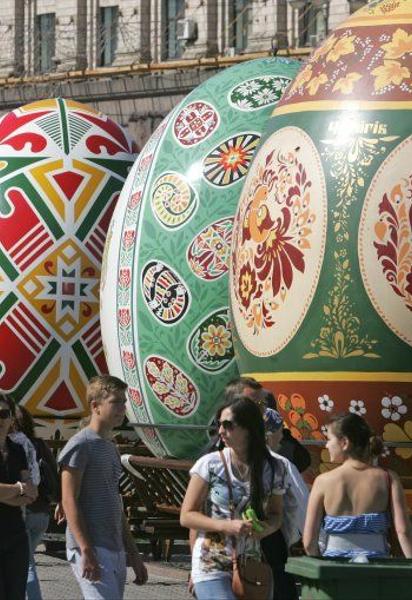 На "Параді вишиванок-2012" представлять гігантські &laquo;диво-писанки&raquo;