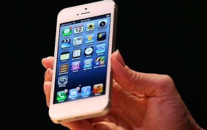 Apple відхрестилася від випуску дешевого iPhone