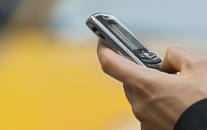 В Україні кількість телефонних абонентів значно перевищила кількість населення