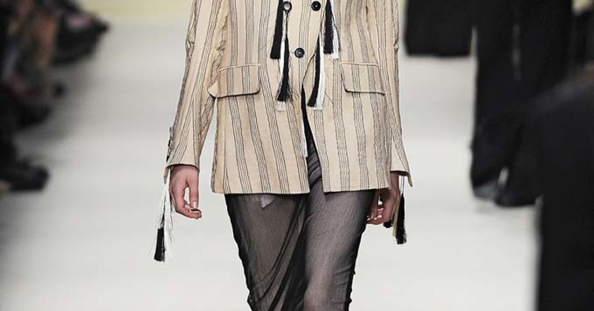 Ann Demeulemeester  прет-а-порте весна-лето 2012 / © EastNews