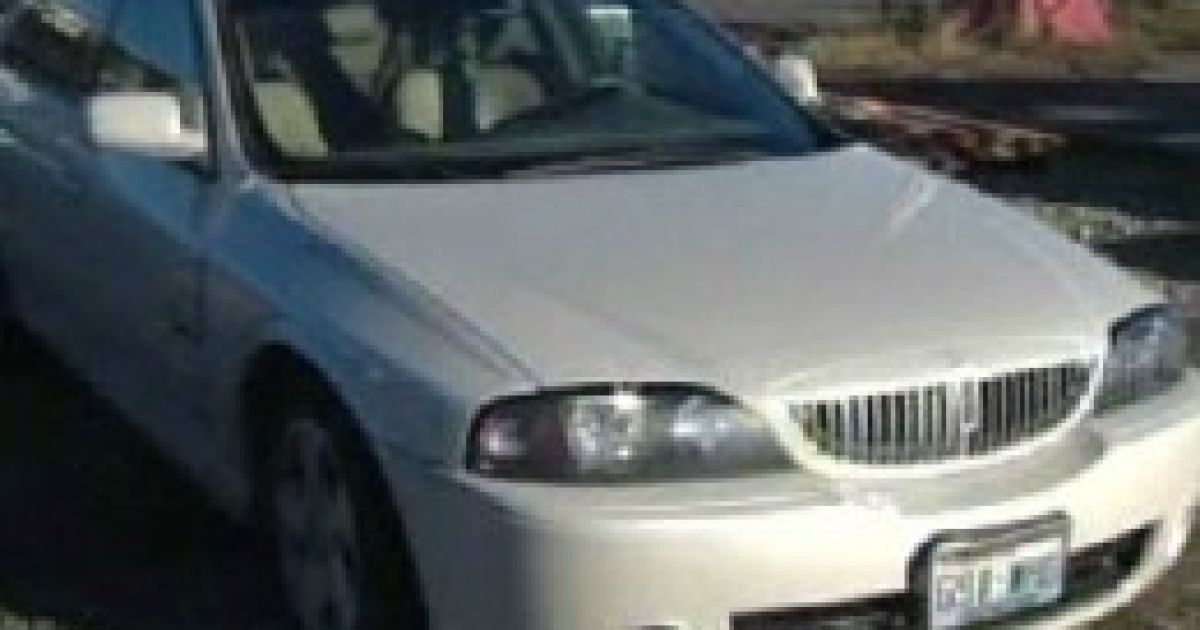 Американку, проехавшую 30 км по встречной, остановили шипами