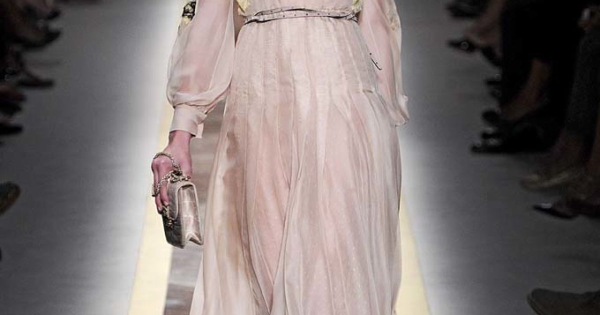 Valentino прет-а-порте весна-лето 2012 / © EastNews