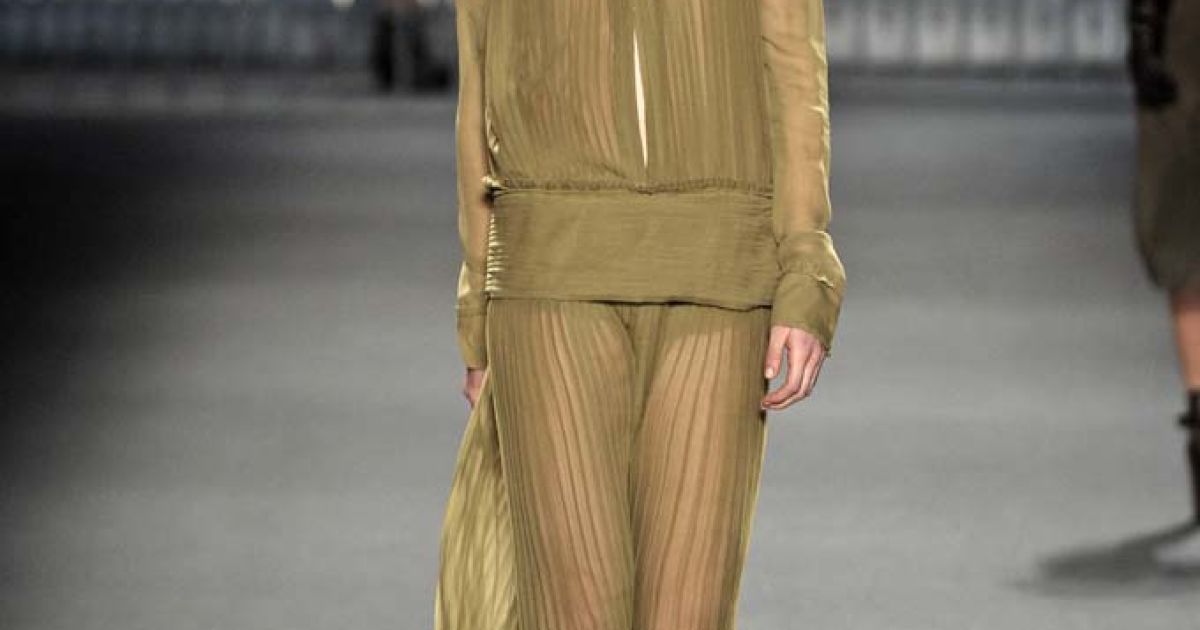 VERA WANG прет-а-порте осень-зима 2011-2012 / © EastNews