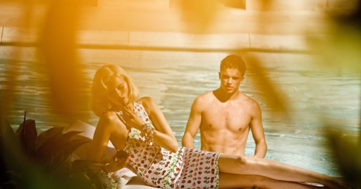 Versace для H&M: рекламный фотосет