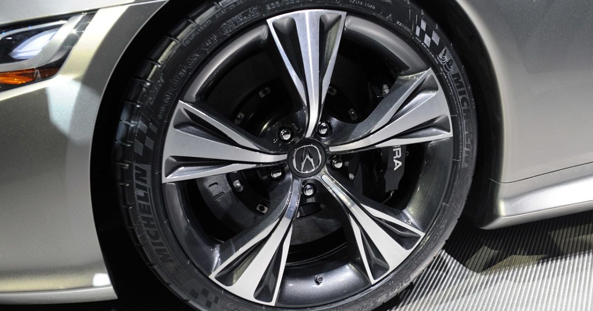 В США прошла премьера спорткара Honda_11