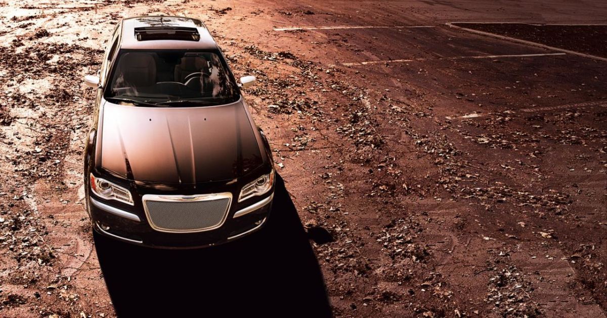 Chrysler 300 Luxury Series _9