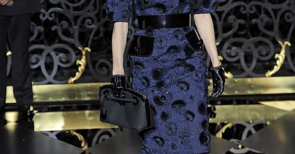 Louis Vuitton прет-а-порте осень-зима 2011-2012 / © EastNews