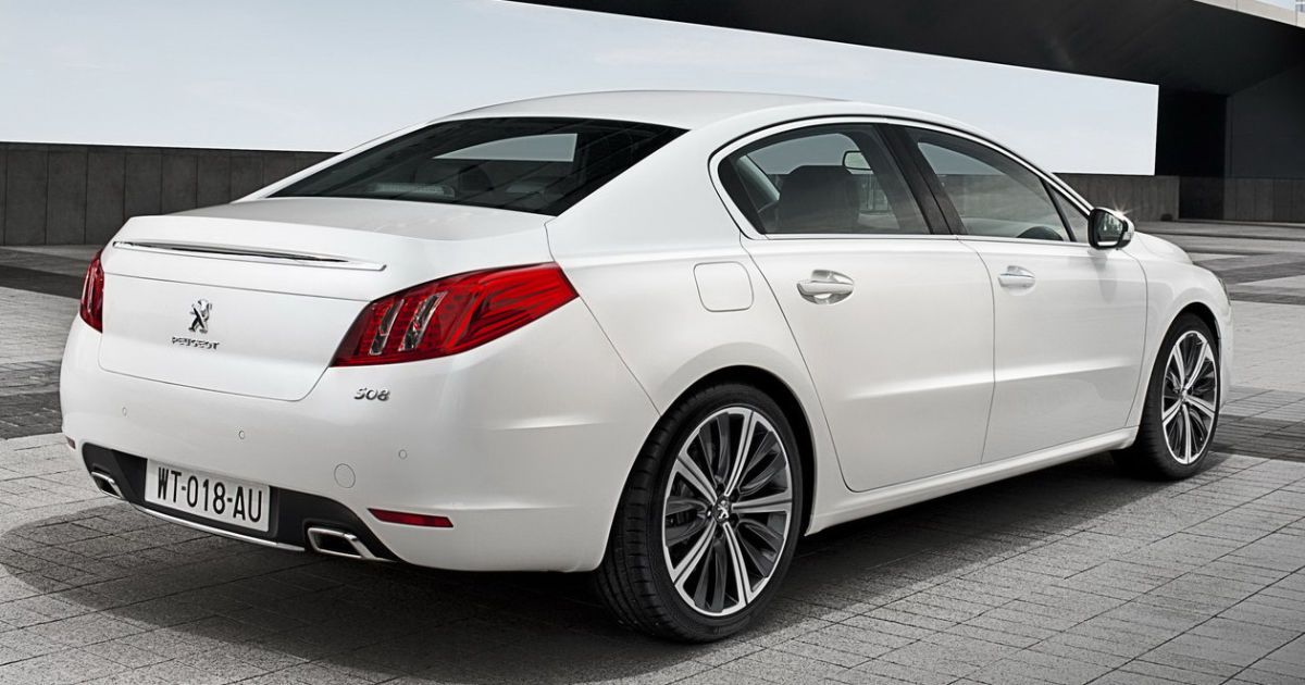 Peugeot везет в Украину конкурента для Camry_9