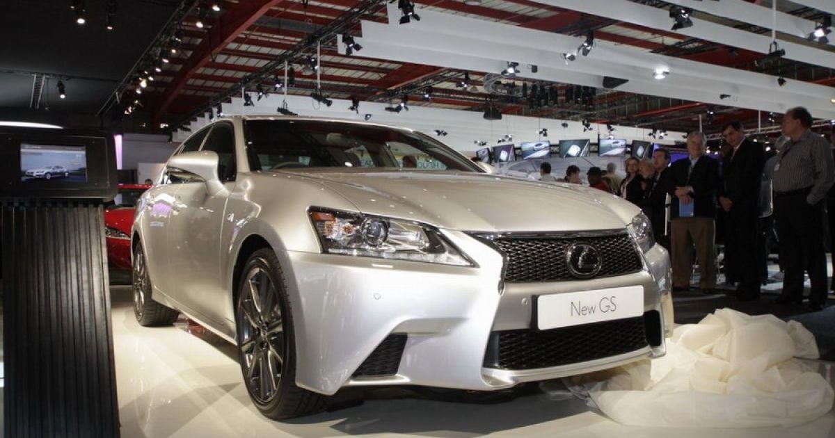 Новый Lexus GS "засветился" на автошоу в ЮАР