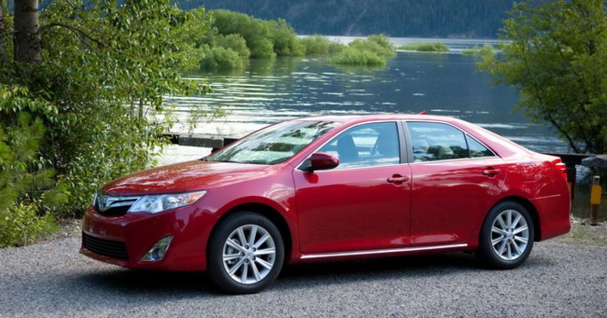 Новая Toyota Camry подорожала на $ 1000