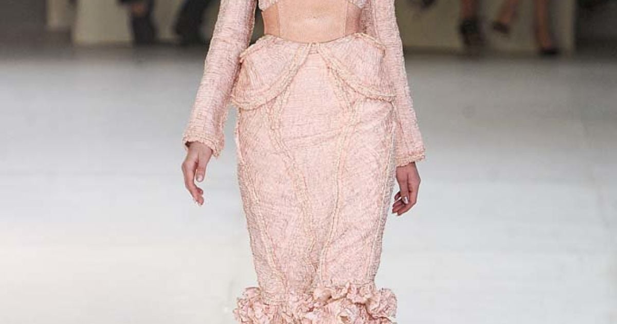 Alexander McQueen прет-а-порте весна-лето 2012 / © EastNews
