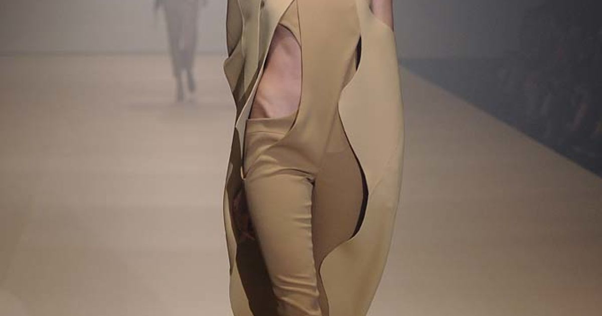 Mugler прет-а-порте весна-лето 2012 / © EastNews