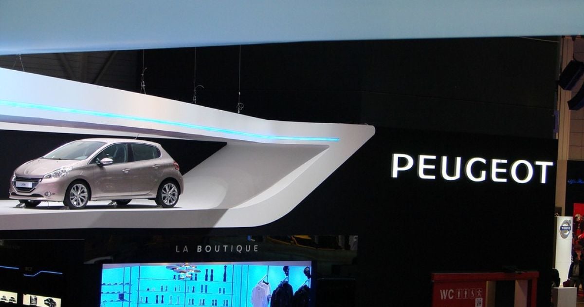 Peugeot 208 Geneva_2
